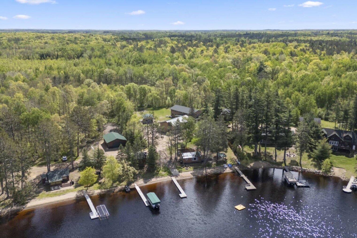 Building Photo - 40552 Mary Lake Rd