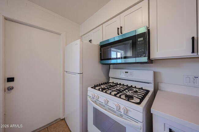 Building Photo - 3202 N 66th St