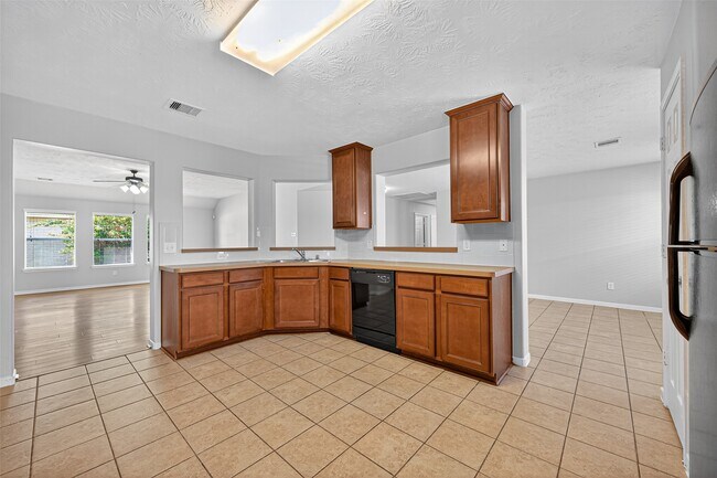 Building Photo - 22311 Bridgestone Ridge Dr