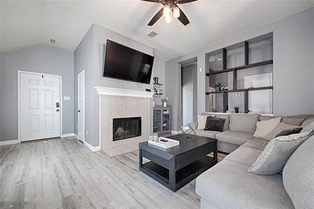 Building Photo - 903 Gillon Dr