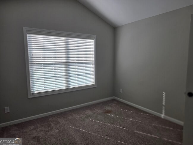 Building Photo - 132 W River Cane Run