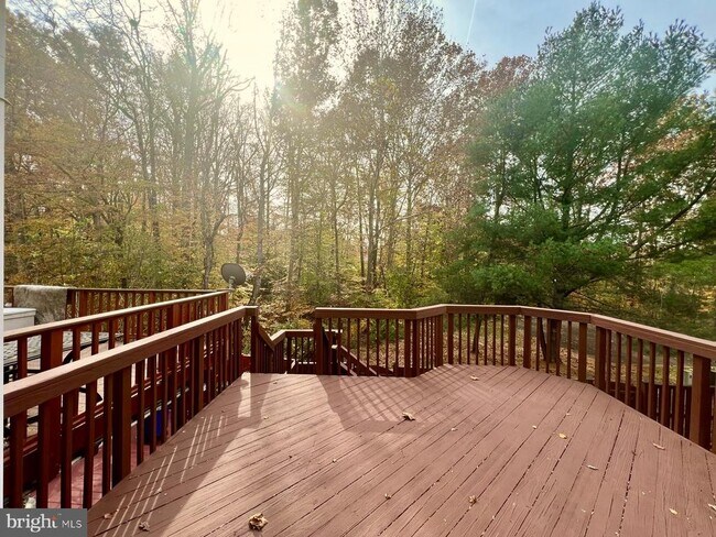 Building Photo - 11570 Hill Meade Ln