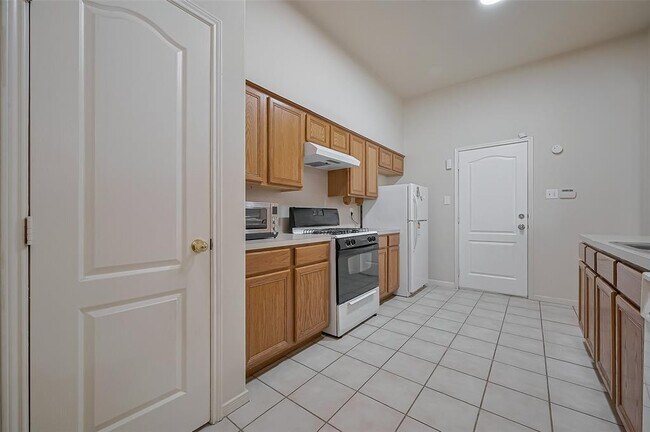Building Photo - 4811 Tracemeadow Dr