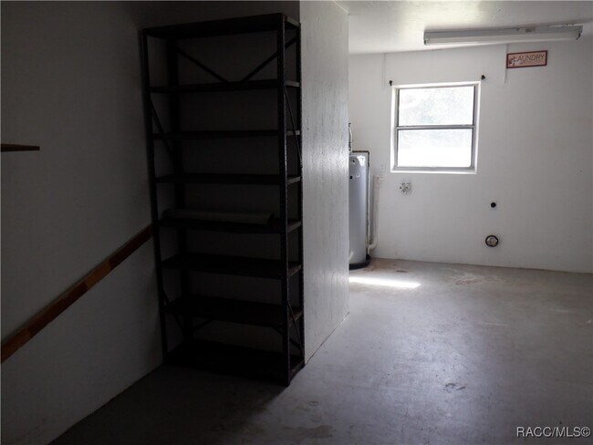 Building Photo - 146 W Casurina Pl