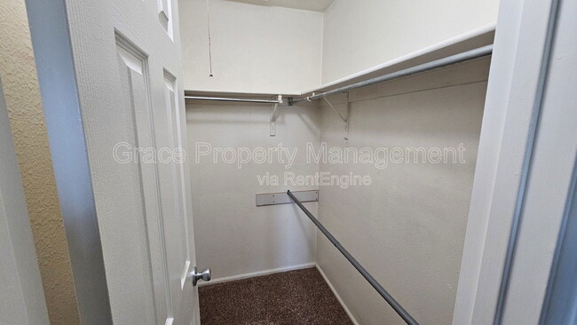 Building Photo - 3234 S Dudley St