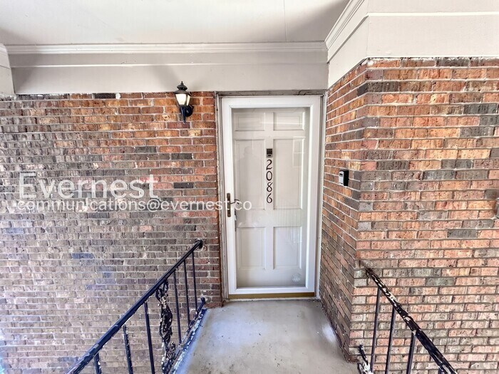 Building Photo - 2086 Montreat Cir
