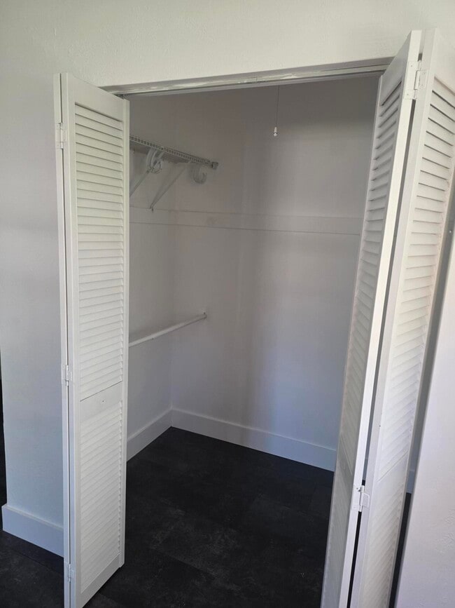 Building Photo - 2645 Old Donald Ross Rd