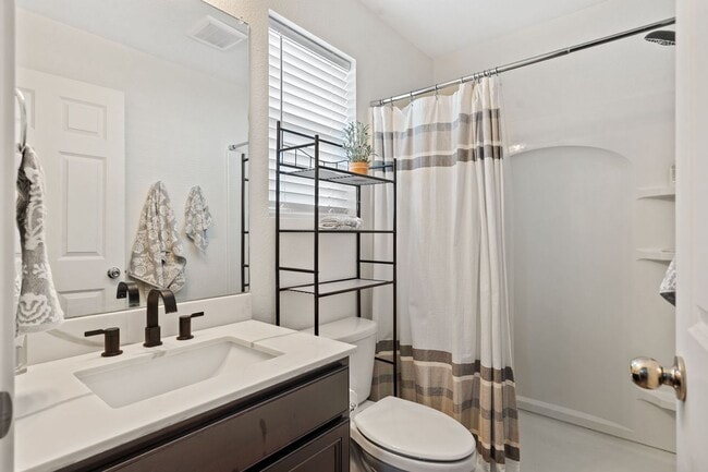 Building Photo - MODERN TWO STORY 2 BED/2 BATH IN BANNING LEWIS RANCH!