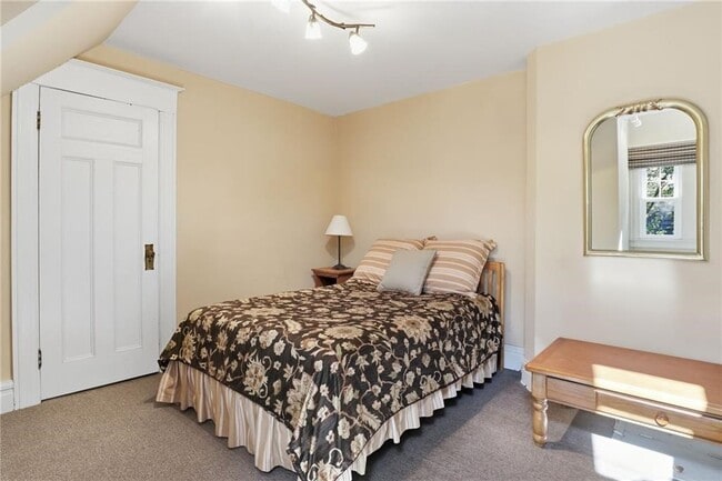 Building Photo - 155 Edgerton St