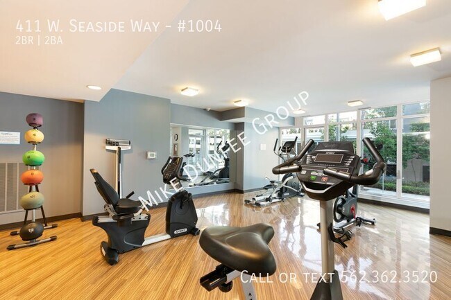 Building Photo - 411 W Seaside Way