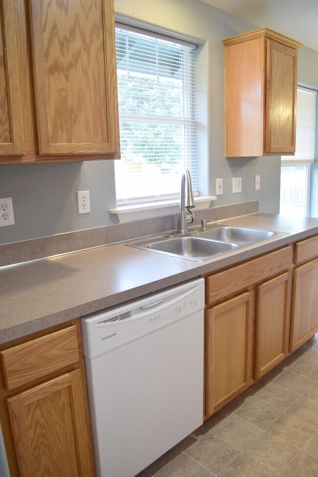 Building Photo - Osage St- OS