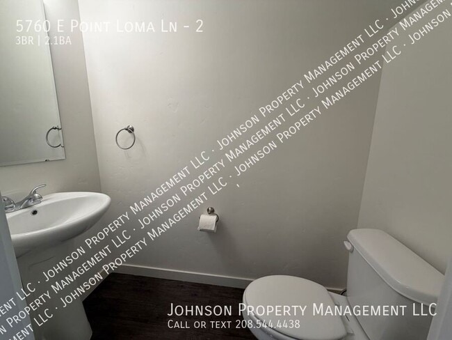 Building Photo - 5760 E Point Loma Ln