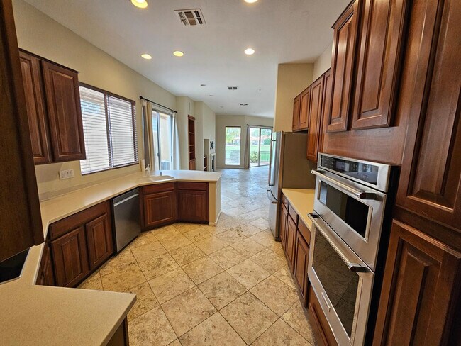 Building Photo - 7849 E Cholla St