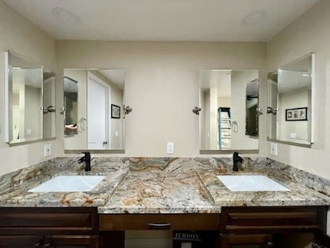 Building Photo - 1938 Aspen Ln