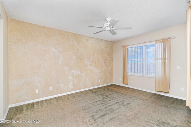 Building Photo - 104 Riverside Dr