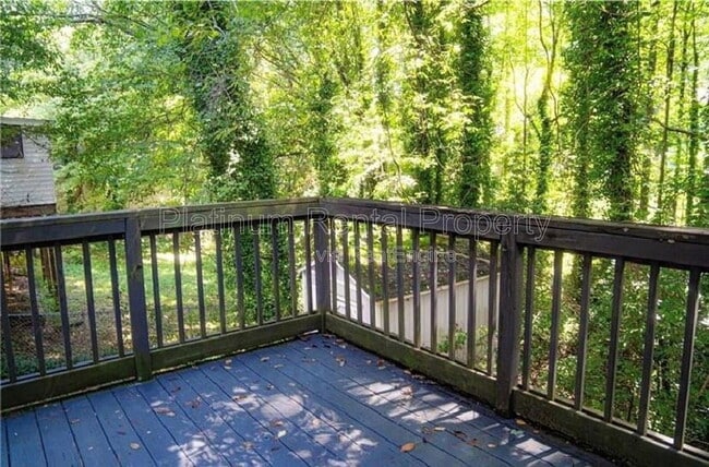 Building Photo - 2675 Wildflower Ln SW