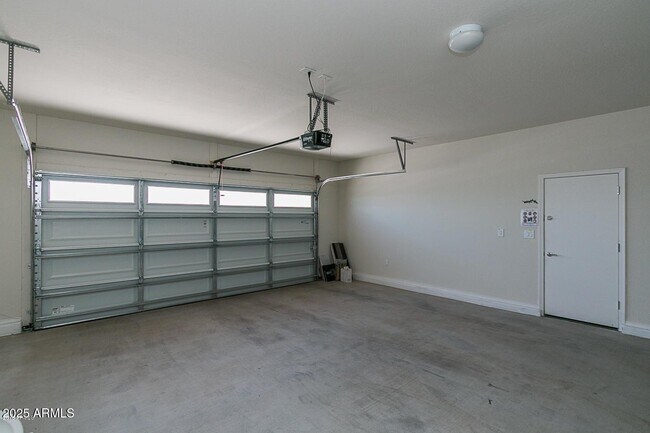 Building Photo - 26833 N 14th Ln