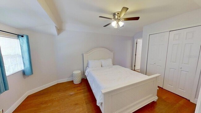 Building Photo - 3729 31st Ave S