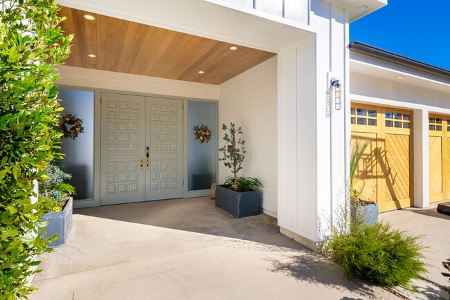 Building Photo - 1700 Galaxy Dr