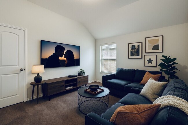 Building Photo - 6142 Thief River Fls Dr