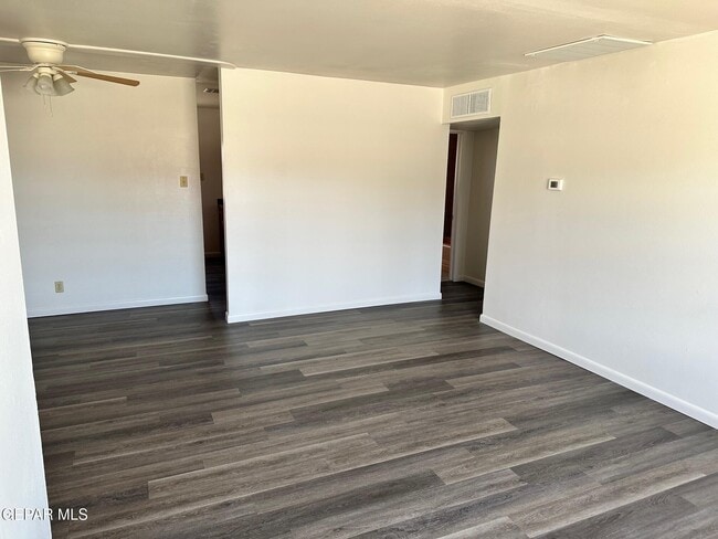 Building Photo - 4921 Mcgregor Dr