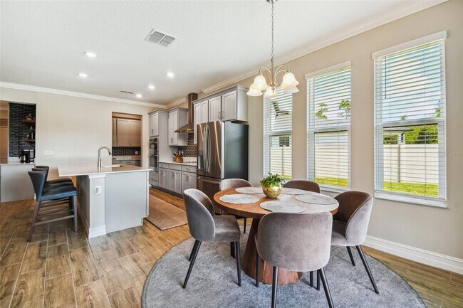 Building Photo - 9571 Little Bluestem Dr