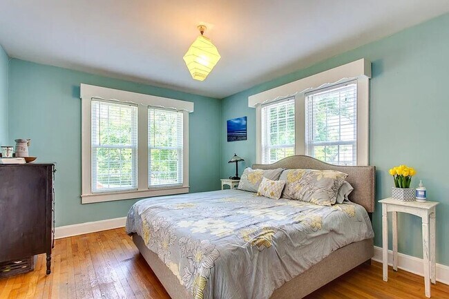 Building Photo - Charming 2 bedroom house in South Knox!