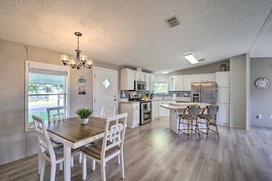 Building Photo - 9896 61st Terrace