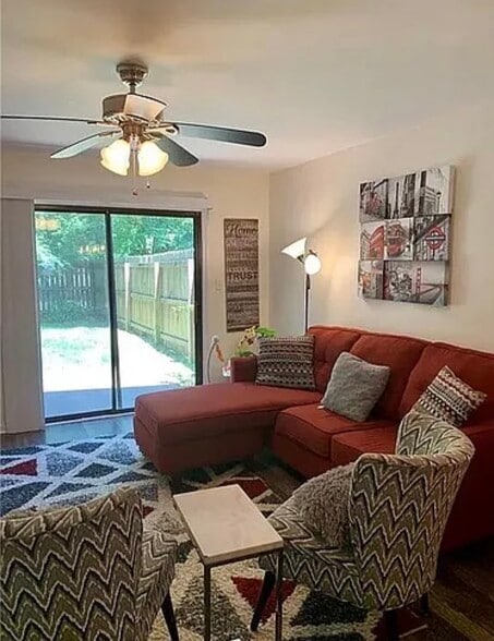 Building Photo - 2272 High Bush Cir