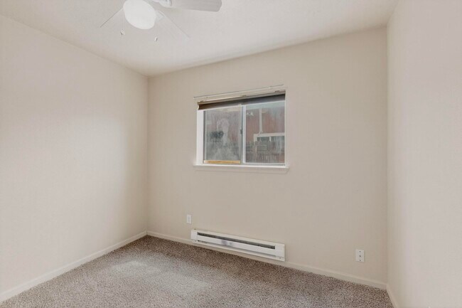 Building Photo - 222 Shannon Pl NW