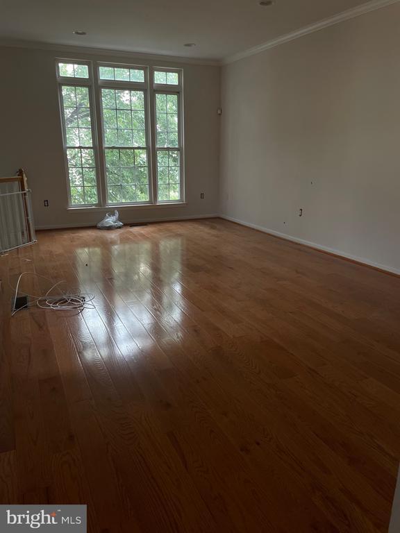 Building Photo - 11640 Fairfax Center Woods Tr
