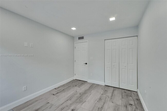 Building Photo - 7751 SW 102nd Pl