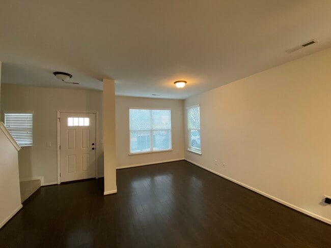 Building Photo - 5454 Farm House Trail