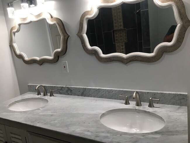 Building Photo - 4455 Singleton Rd