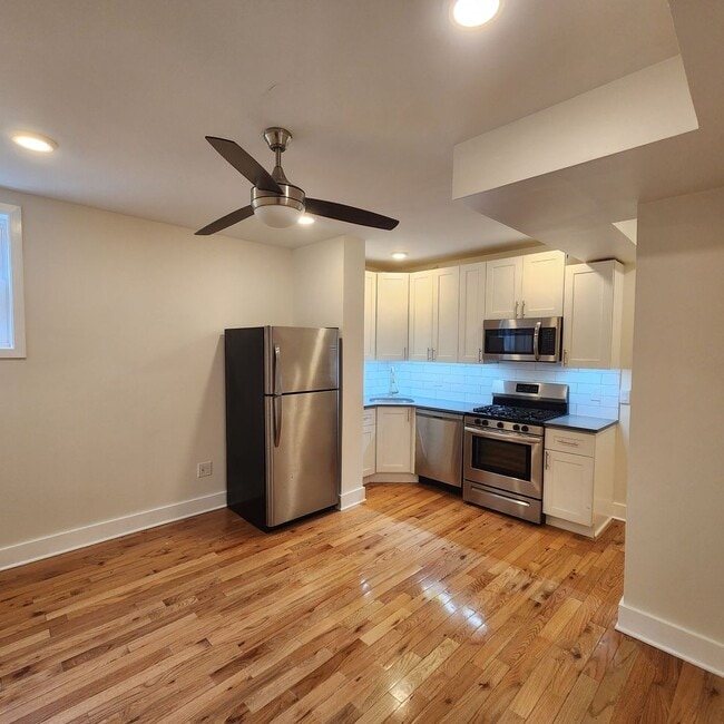 Primary Photo - Fully renovated 2bedroom in brewerytown