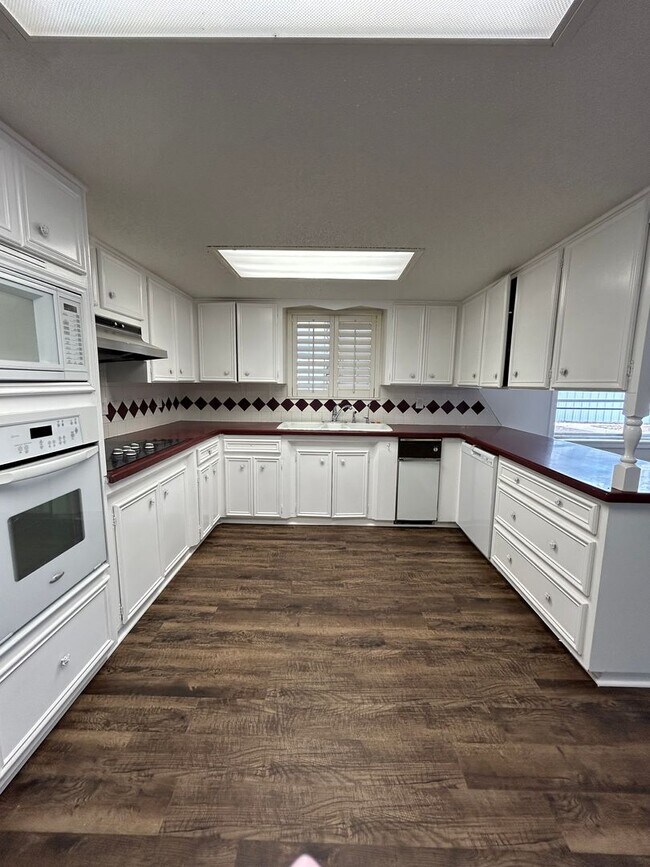 Building Photo - This one has it all!  Spacious 3-Bedroom Home in a Great Location!