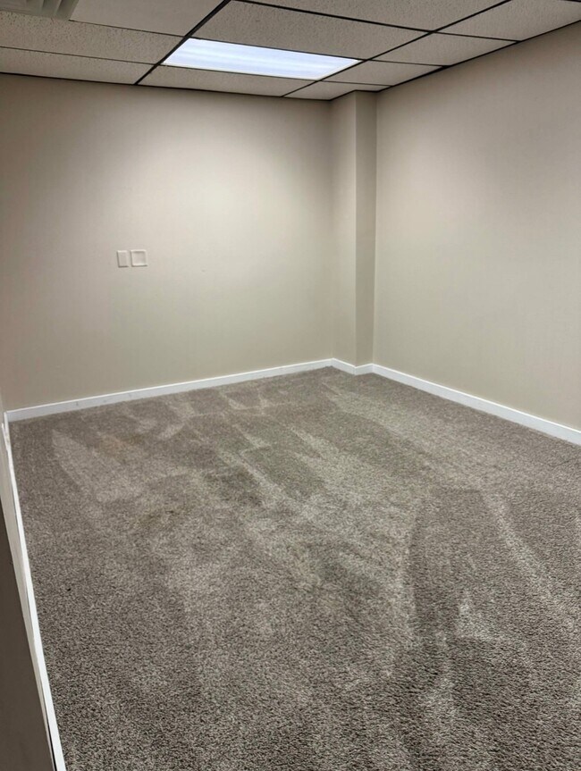 Building Photo - 114 S Mississippi St