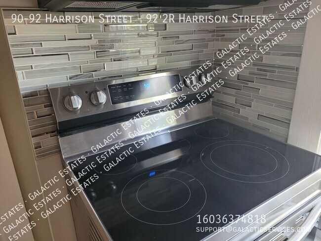 Building Photo - 90-92 Harrison Street-92 2R Harrison Street