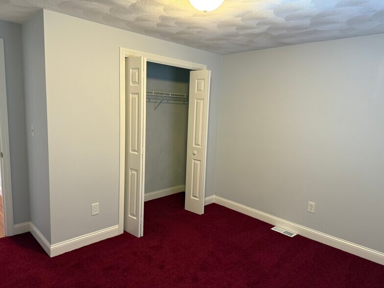 2nd Bedroom Closet - 86 Central St