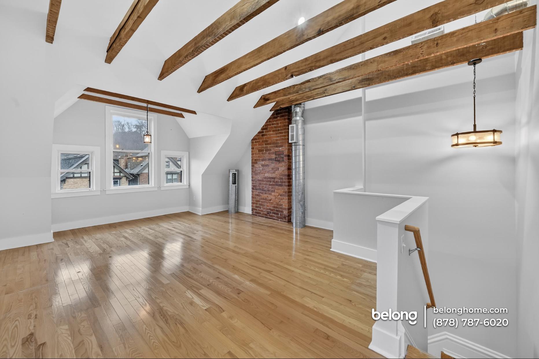 Building Photo - 5549 Columbo St