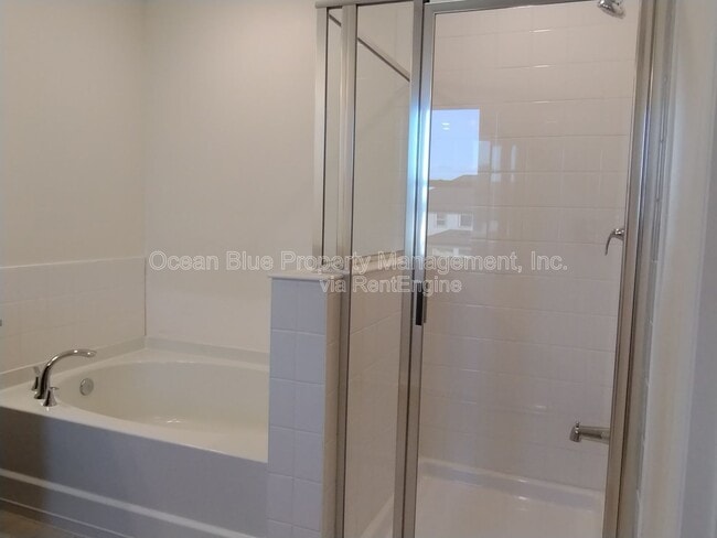 Building Photo - 9985 Sunrise Vw Ct