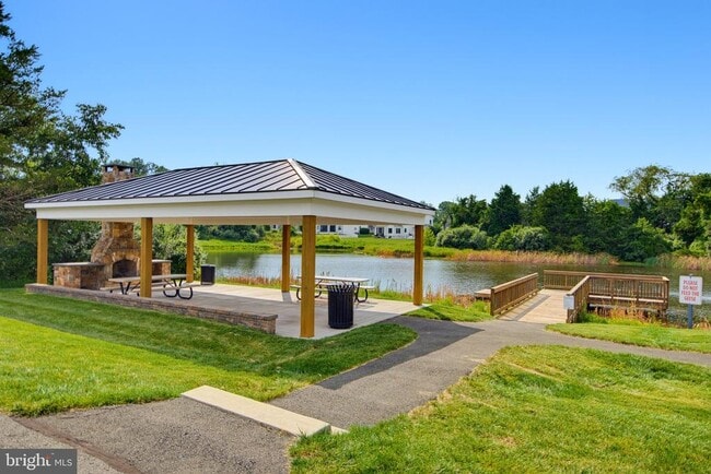 Building Photo - 24535 Mountain Magnolia Pl