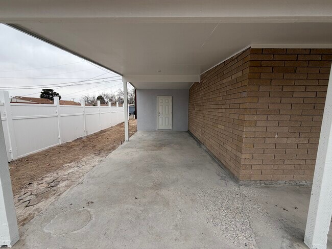 Building Photo - 1619 Wyoming LLC