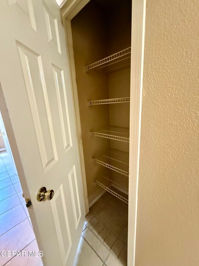 Building Photo - 3401 Tierra Zafiro Dr