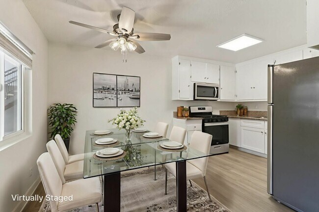 Dining Room - Aurora Vista Apartments