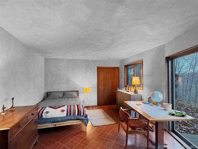 Building Photo - 28 Philipse Brook Rd