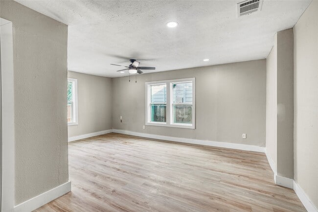 Building Photo - 4314 Gregory St