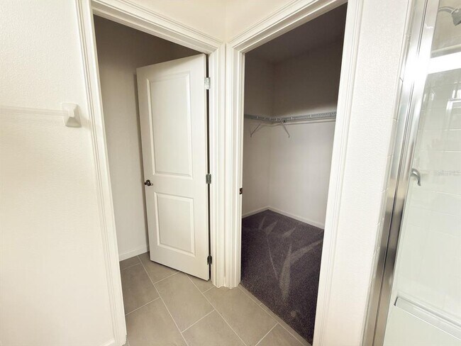 Building Photo - 1291 Butterfly Orchid Rd