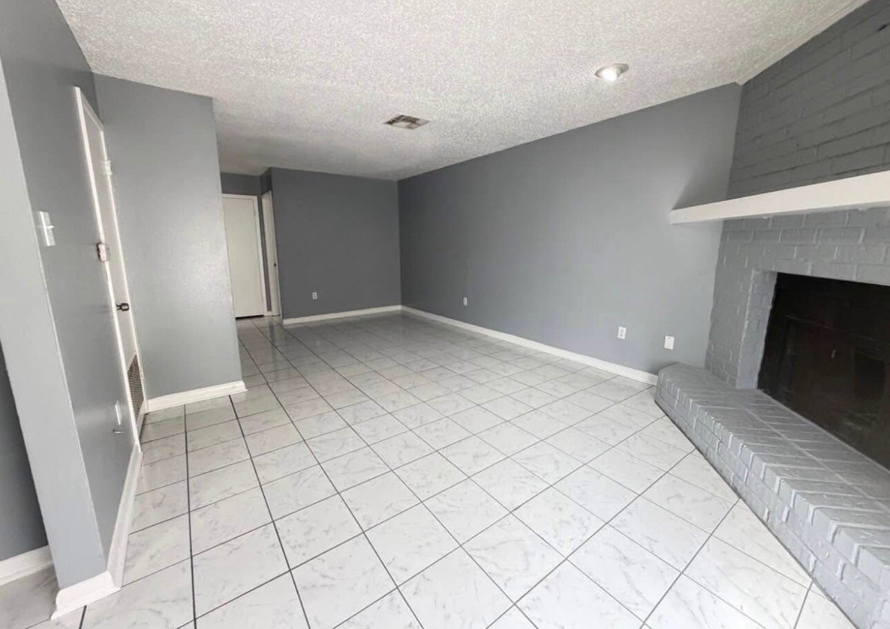 Building Photo - 3515 Yorkfield Dr