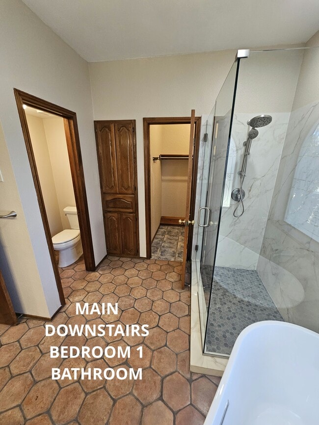 Building Photo - 7 Donore Square